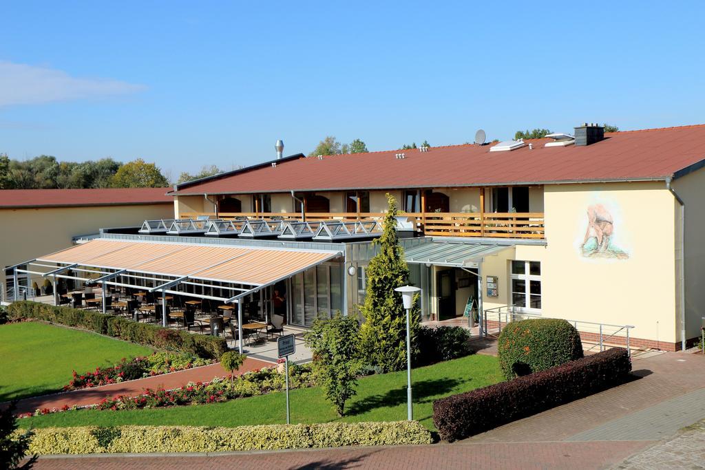 Land-Gut-Hotel Seeblick Klietz Eksteriør bilde